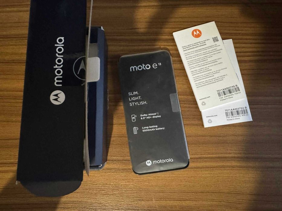 Чисто НОВ! Motorola moto E13