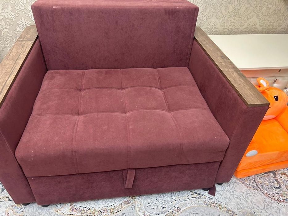 Продаем кресло -кровать
