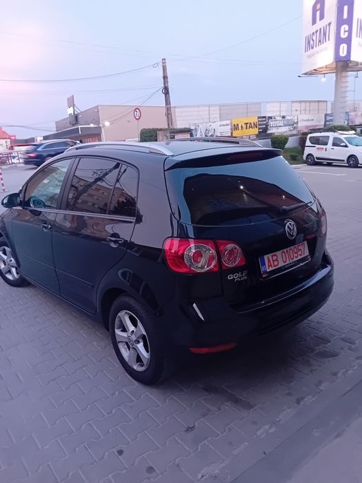 VOLKSWAGEN Golf Plus 2010