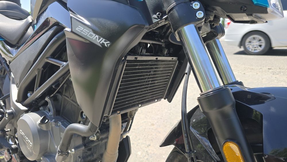 Мотоцикл CFmoto 250NK 2026 год
