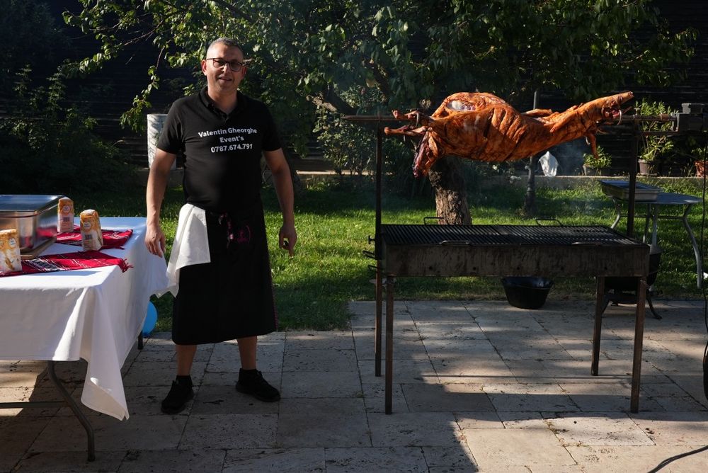 Bucătărie , grătar, proțap, aperitive tradiționale