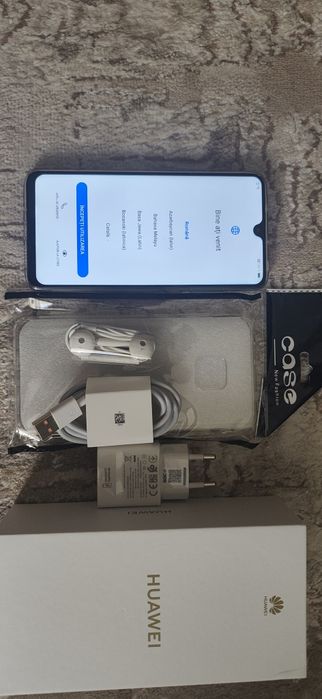 Vând Huawei Mate 20