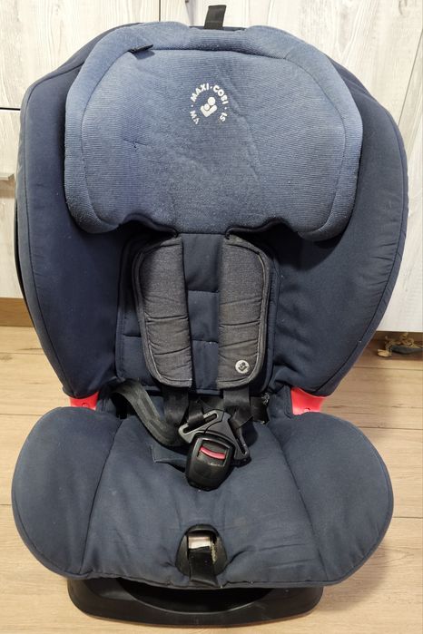 Столче за кола Maxi Cosi Titan 9-36