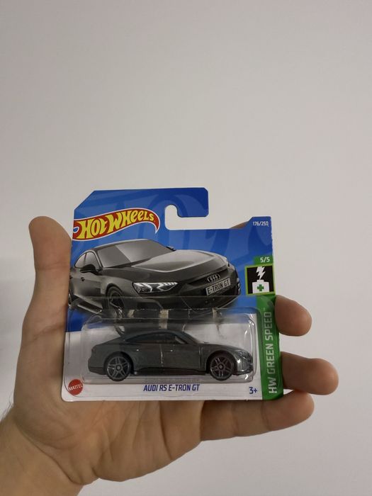 Mașini Hotwheels (porsche, ford, audi, bmw, rimac)