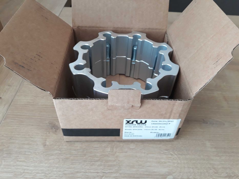 Фланци за АТВ / УТВ 35 и 45MM  Ø136- Ø144 - XRW