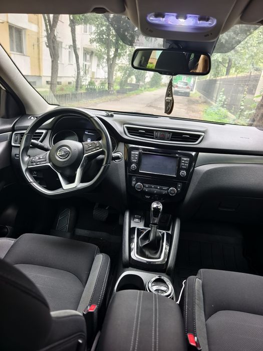 Nissan Qashqai  60.000 km reali; automat