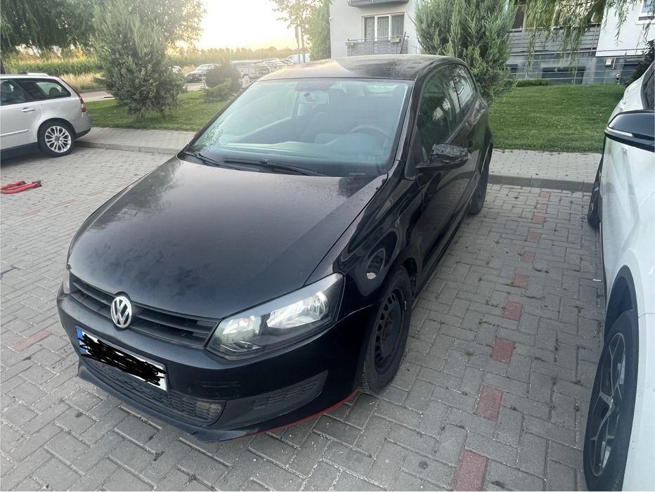 VOLKSWAGEN Polo 2011 — imagine 2