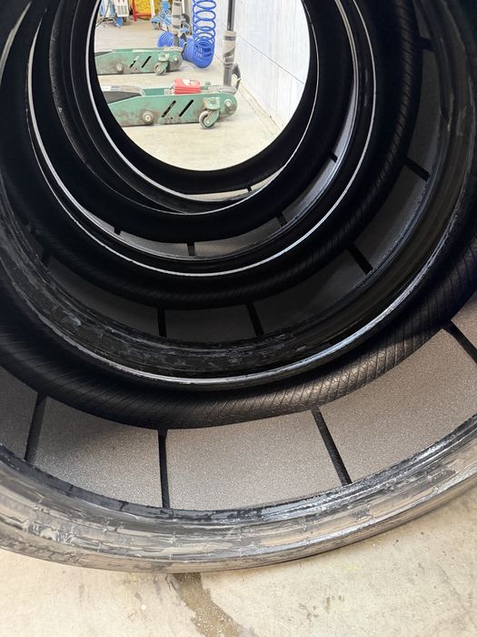 Гуми 285/40/23 Pirelli scorpion zero LR  all season