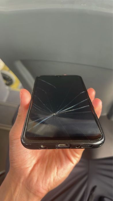 Samsung a20 самсунг а20