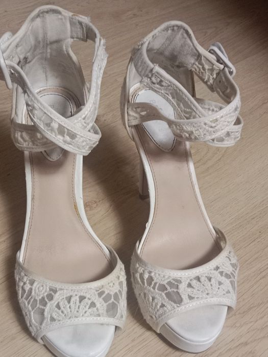 Для торжественных случаев размер 37