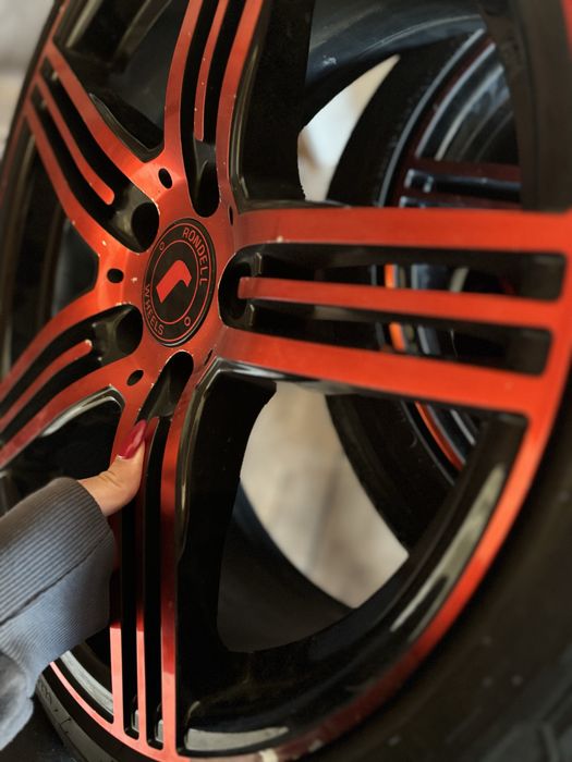 Алуминиеви джанти 18 с гуми 225/40 R18