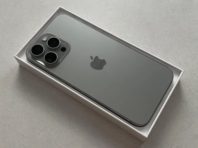 Iphone 16 Pro max 256 Natural Titanium Спешно