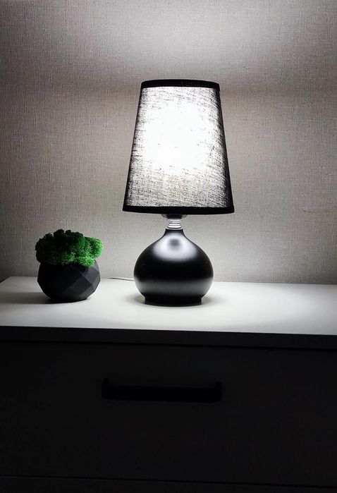 Лампа прикроватная ночник светильник настольный с абажуром