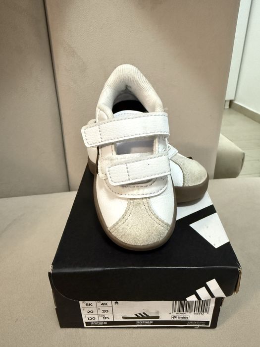 Vand adidasi Adidas VL Court 3.0