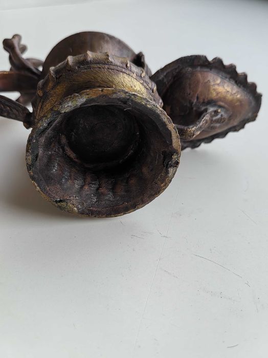 Антична маслена лампа