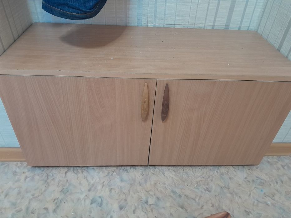 Тумбочки  продам
