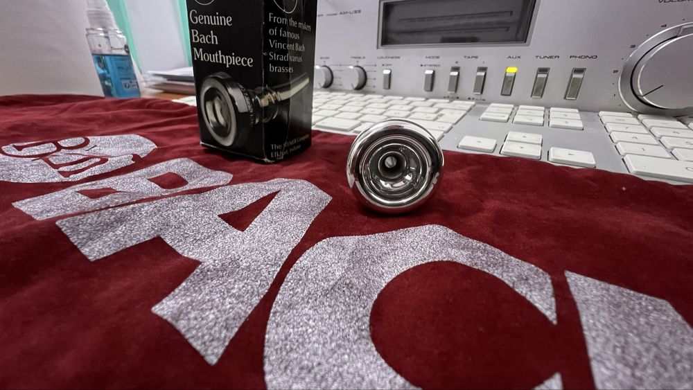 Mustiuc cornet picior mic vintage bach corp. 1 1/2  16.90mm