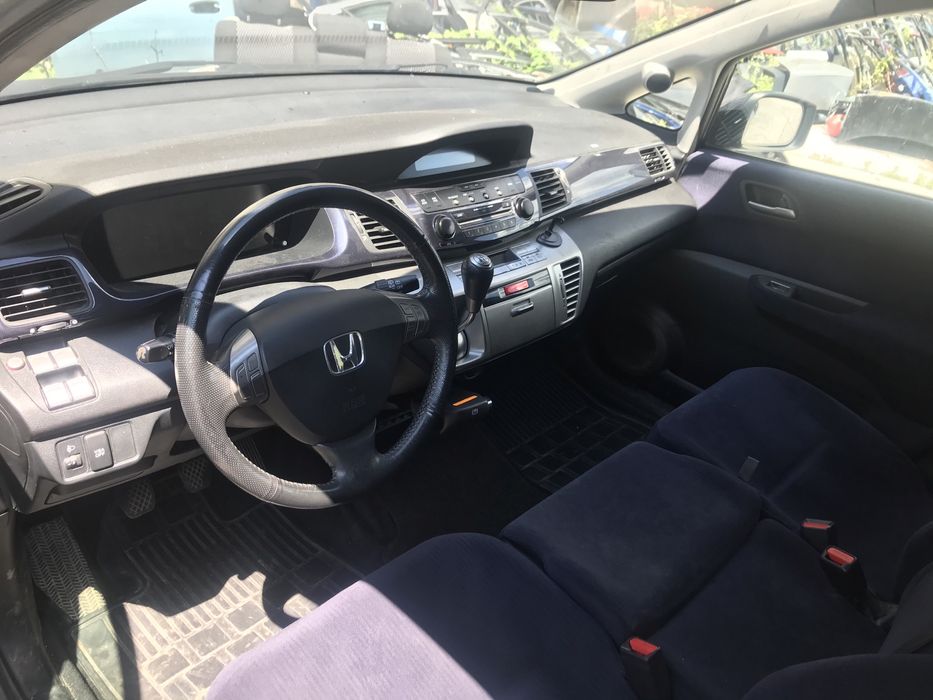 Honda FR-V 2.2i-ctdi 140 к.с на части