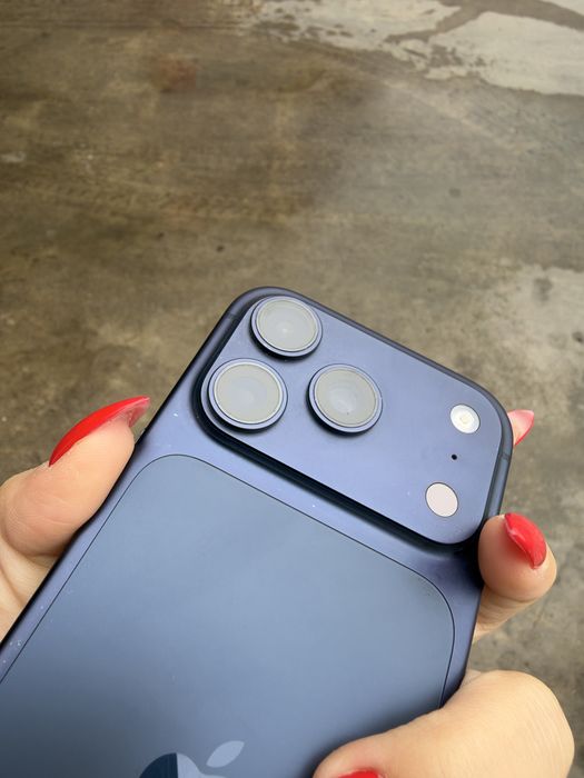 Iphone 17 pro 256gb deep blue