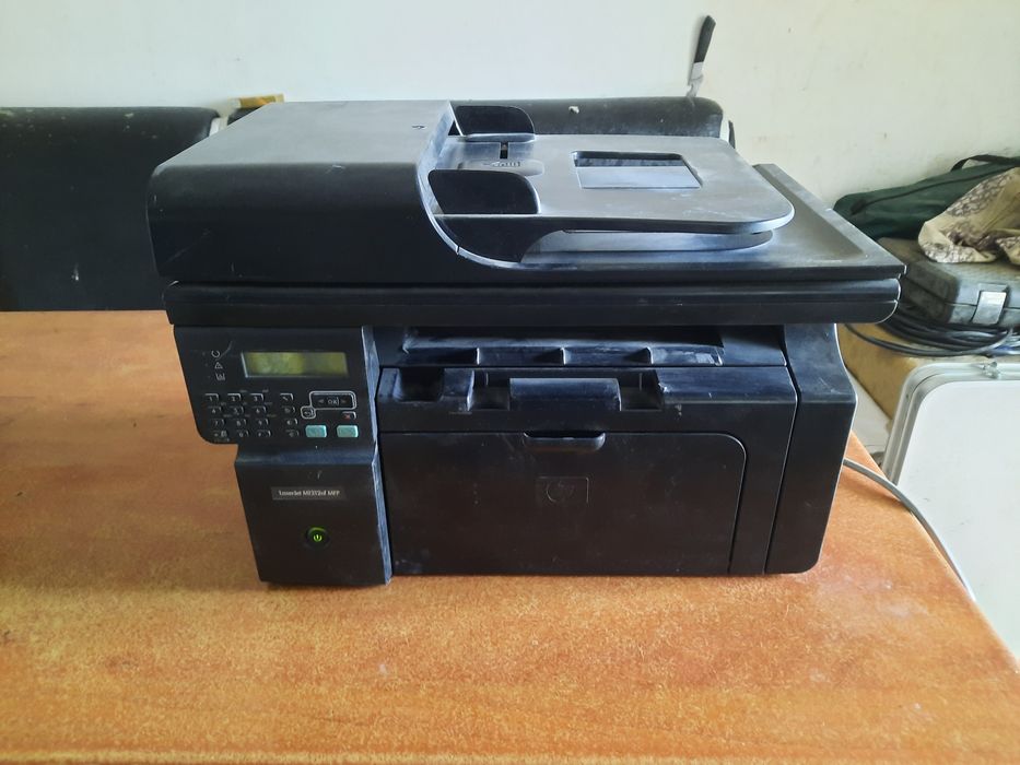 Продам мфу hp m1212nf mfp читайте описание