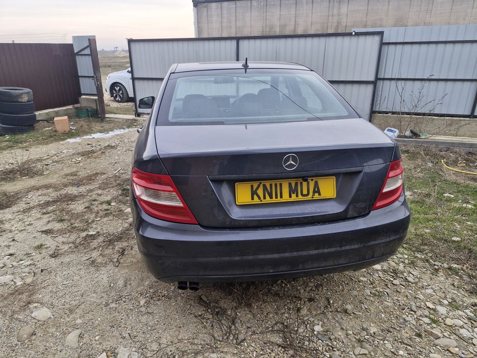 Mercedes w204 2011 1.8 turbo