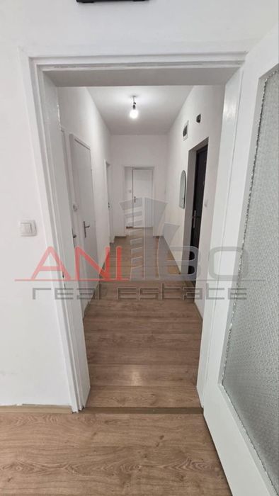 Продава се Тристаен апартамент в Варна, Базар Левски - 75 кв.м за 2694 €/кв.м - Снимка #6