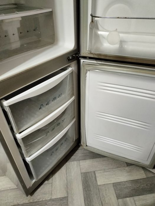 Холодильник Самсунг