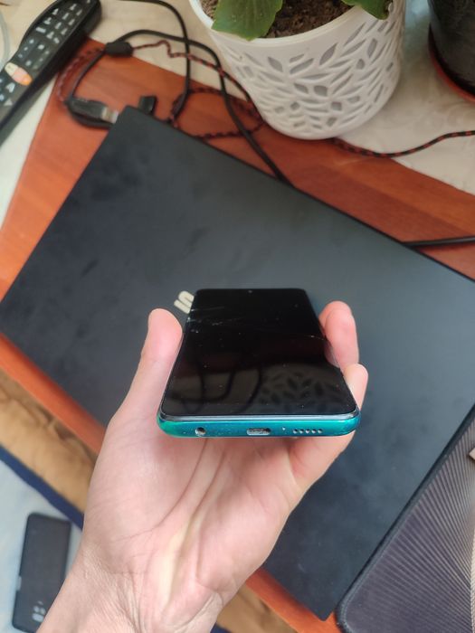 Продам срочно Redmi Note 9 Pro