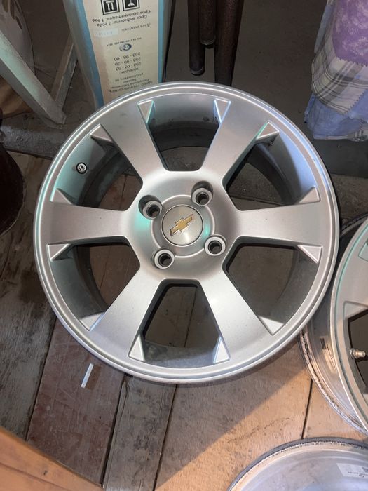 Диски R16 на Gentra