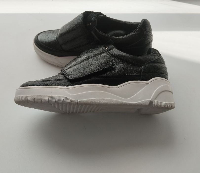 Обуви женск., для девочек 35р. Новый