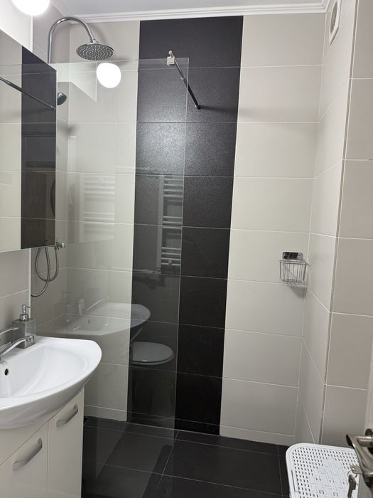 Inchiriez garsoniera 37 m 2, Vitan , boiler, aer conditionat