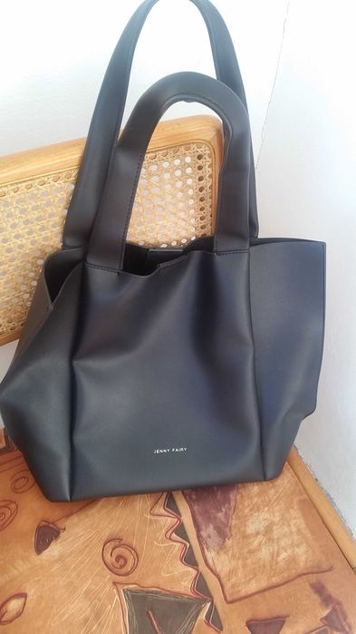 Продавам изходно дамски чанти