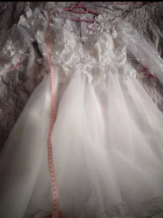 Rochie alba superba, mas M, pentru ocazii speciale
