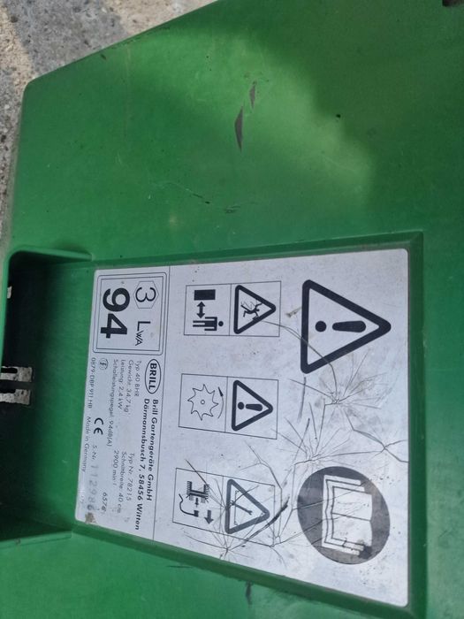 Masina de tuns iarba BRILL+tractiune pe benzina BRIGGS 3CP DOAR 500RON