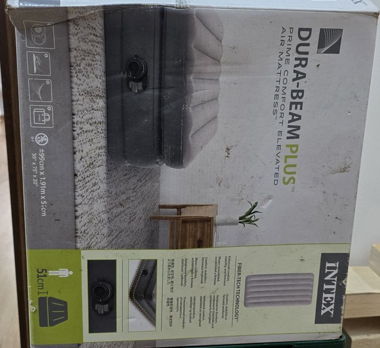 Saltea gonflabilă Intex Dura‑Beam Plus 51cm cu pompă electrică – ca nouă dimensiuni 99x191xH51 Preț: 150 lei (negociabil ușor)