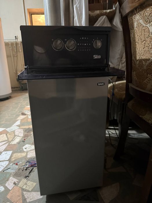 Продается напольный газовый котел BAXI Slim, 49 кВт б/у.

В отличном с