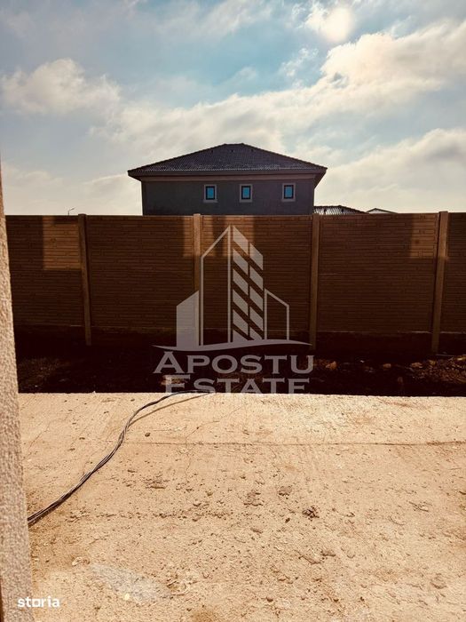 Casa insiruita cu 3 camere,2 bai,constructie noua,Giroc
