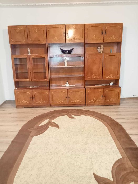 Apartament de închiriat