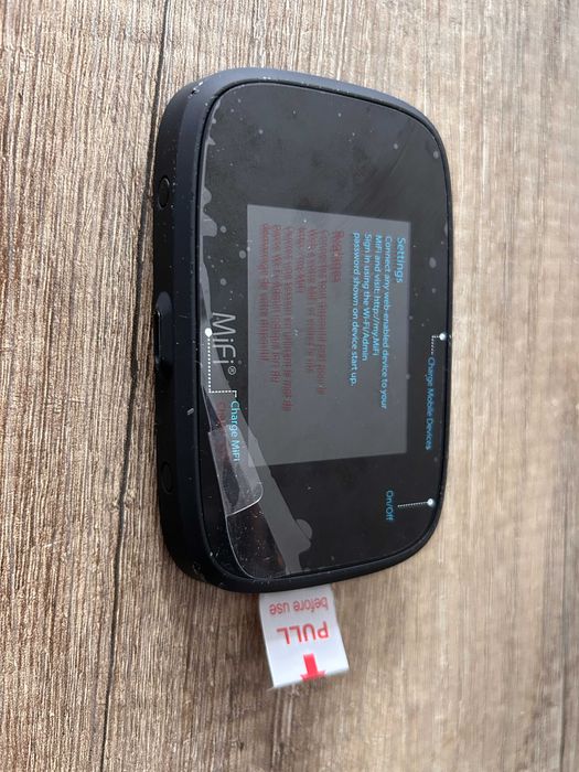 Router portabil MiFi7000 Wi-Fi Novatel - Designed in US