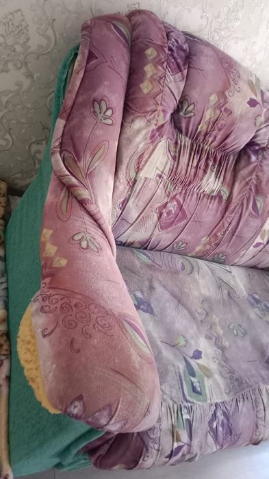 Отдам раскладной диван. В рабочем состоянии