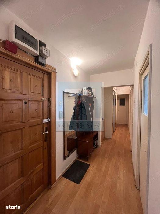 Apartament 3 camere - zona Astra / Calea București