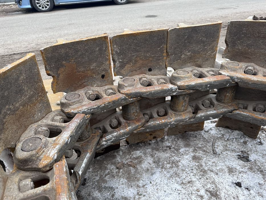 Гусеница Shantui 22-23