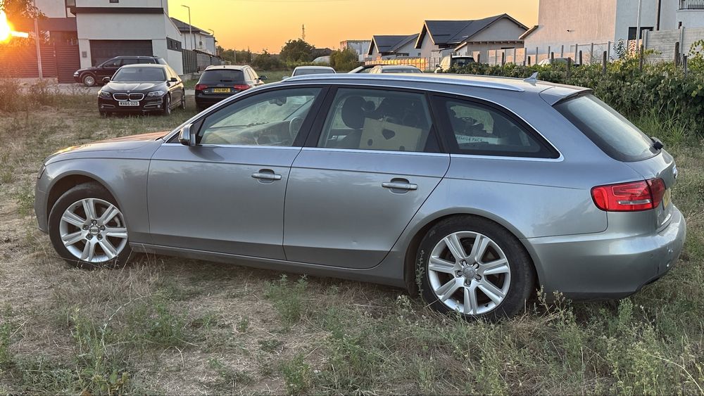 Dezmembrez/Dezmembrari Audi A4 B8  2.0 TDI CAGA 143cp AUTOMATA LLA