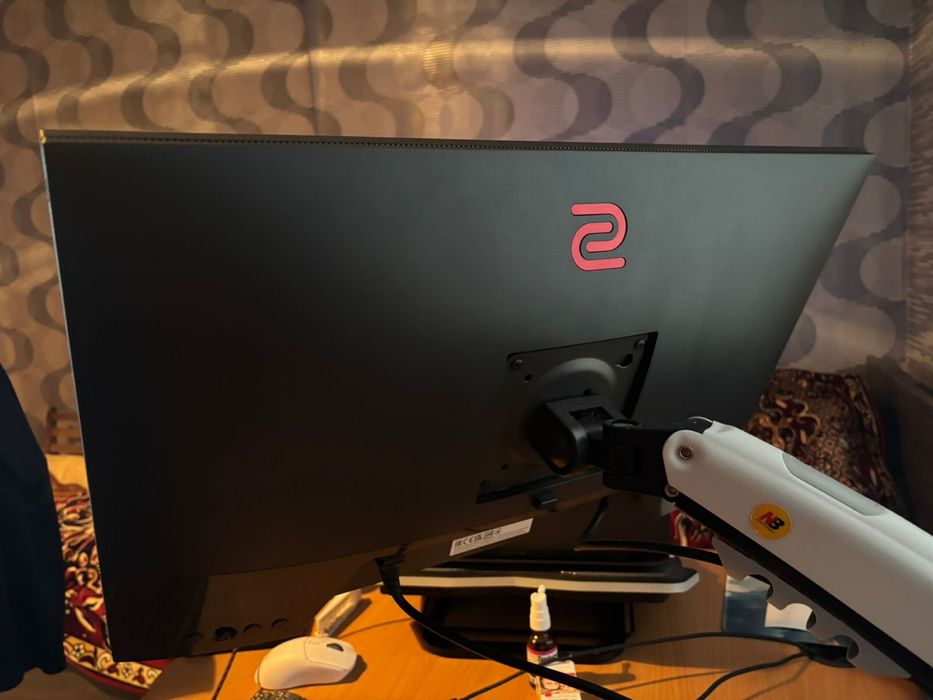 Монитор zowie benq 144hz