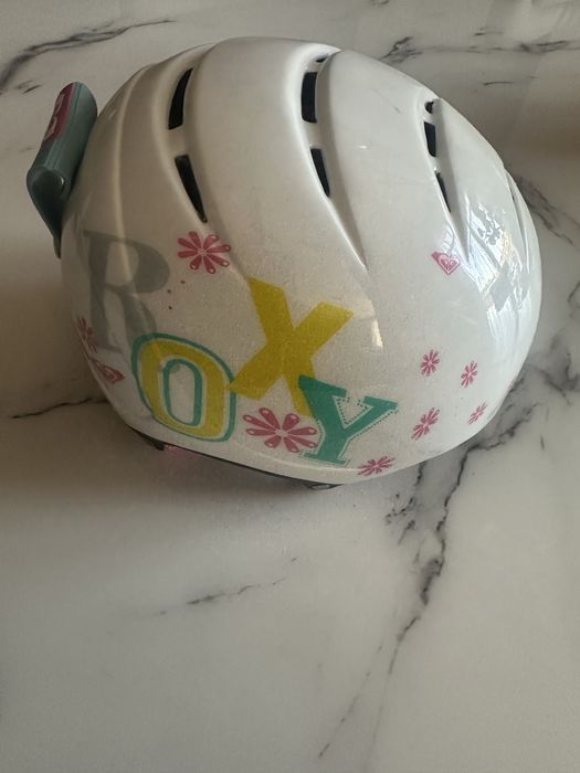 Продавам скиорска каска