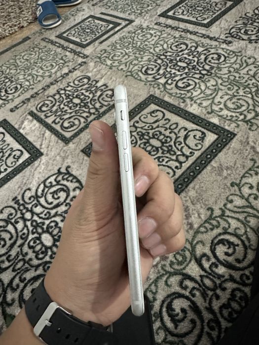 Iphone 8 в идеальном сост