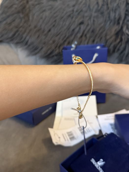 Bratara Swarovski noua, ne purtata