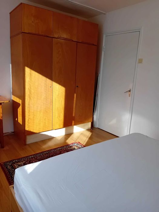 Inchiriez apartament cu 2 camere