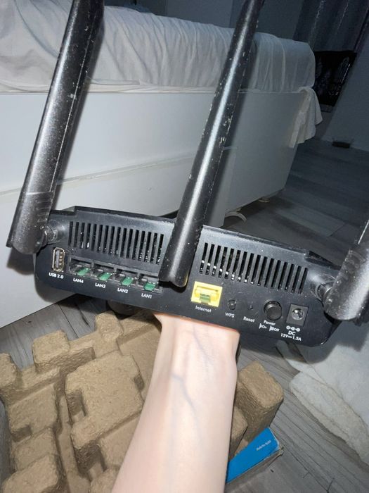 Netgear LTE router