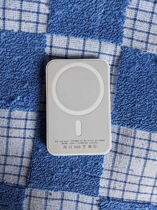 Беспроводной повербанк MagSafe ismart (копия для iPhone)